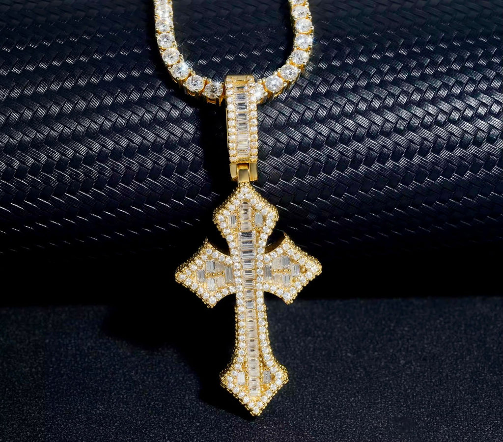Pendentif Croix style baguette en Argent S925 Moissanite VVS1 KC.LUXURY