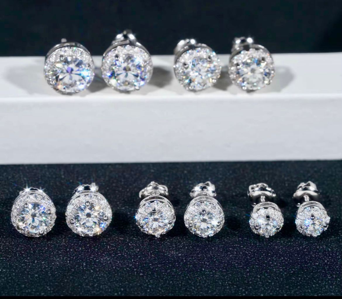 Boucles d’oreilles Solitaire Halo en argent, certifié Moissanite VVS KC.LUXURY