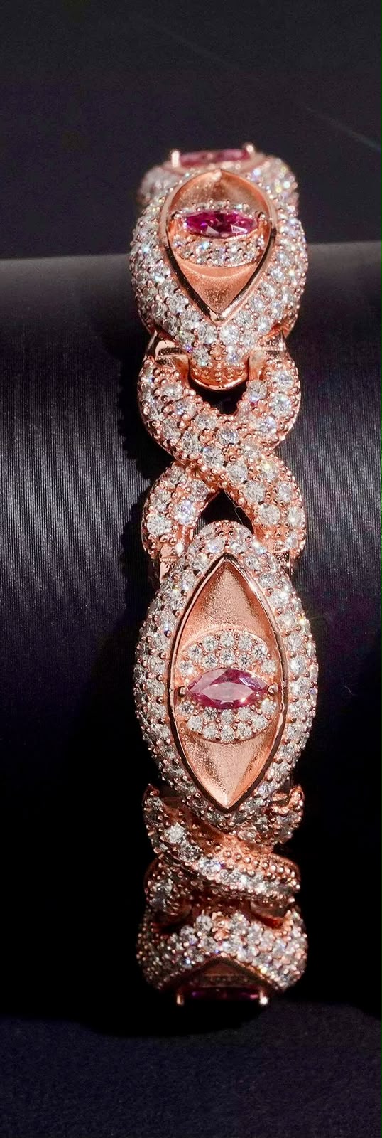 Bracelet Yeux de chat en argent 925, et argent 925 rose en Moissanite VVS1 KC.LUXURY