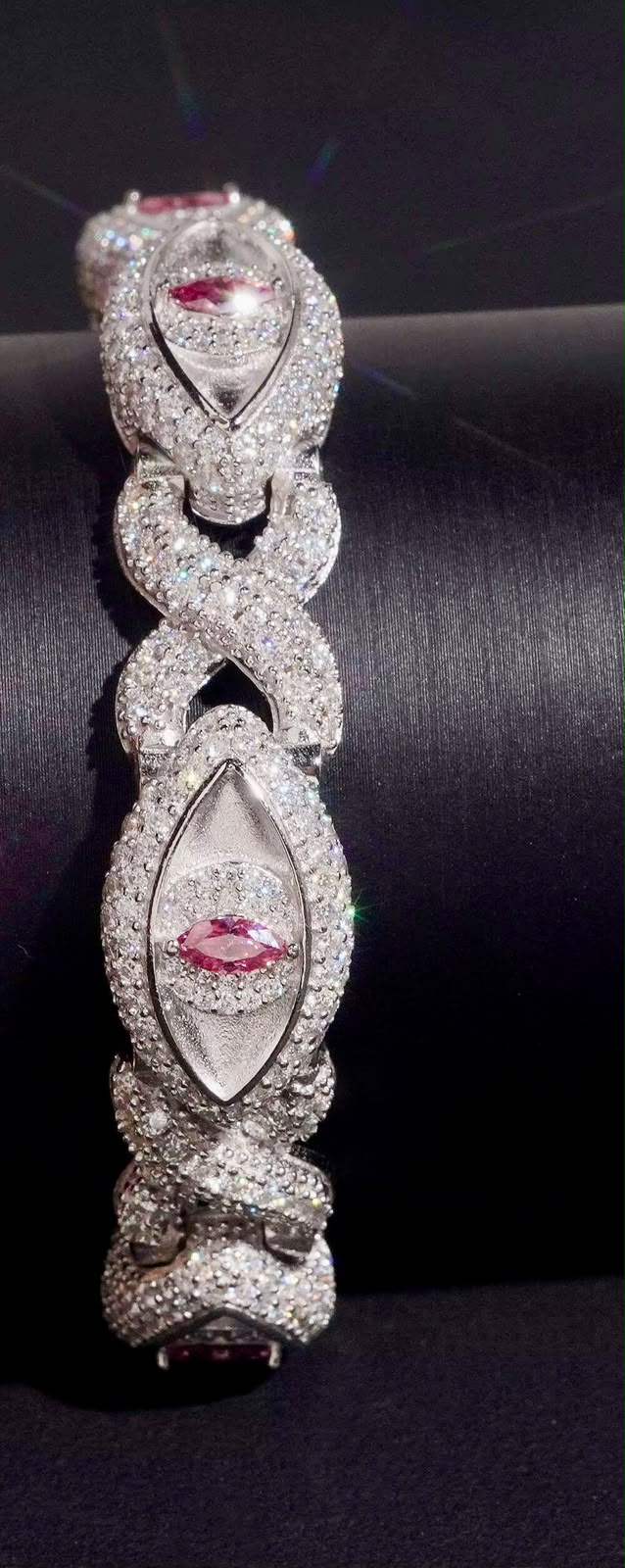 Bracelet Yeux de chat en argent 925, et argent 925 rose en Moissanite VVS1 KC.LUXURY